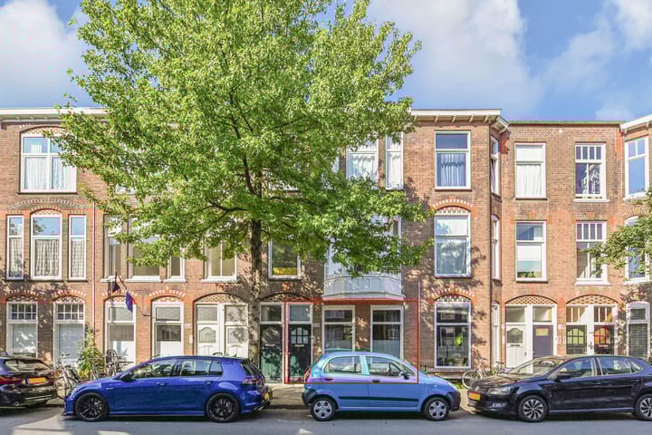 Photo of property Fahrenheitstraat 308, 's-Gravenhage
