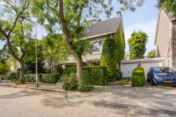 Photo of property Faljerilstraat 8, Leiden