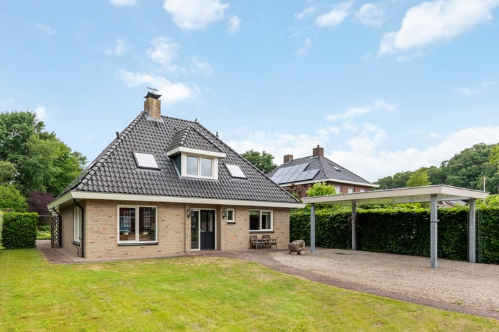 Photo of property Father Raatgerstraat 7, Rossum