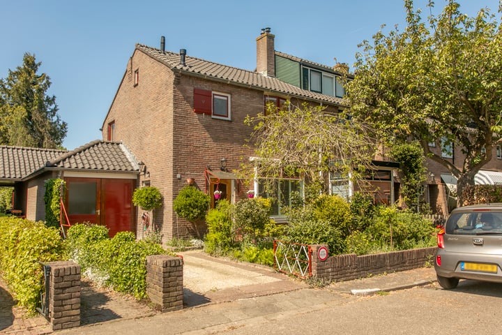 Ferdinand Bollaan 13 in Baarn