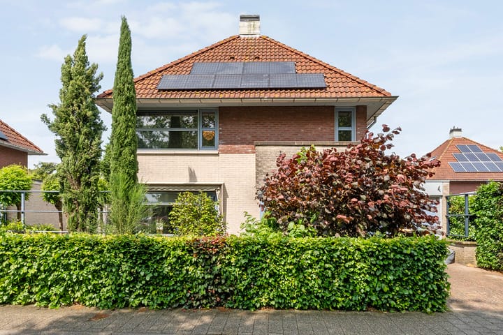 Ferdinand Bolstraat 2 in Ommen