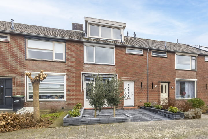 Ferdinand Bolstraat 9 in Hardinxveld-Giessendam