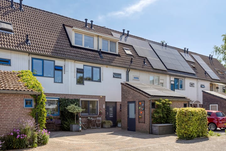 Ferdinand Huyckburg 12 in Capelle aan den IJssel foto