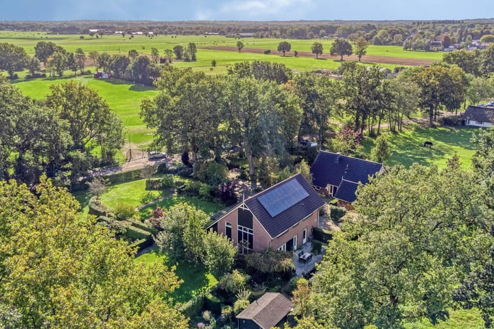 Photo of property Ferdinand Huycklaan 2D, Soest