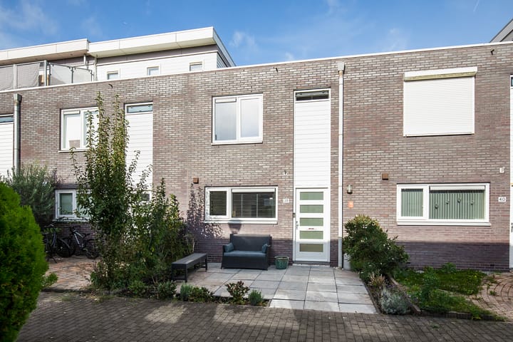 Flierveld 38 in Nieuw-Vennep