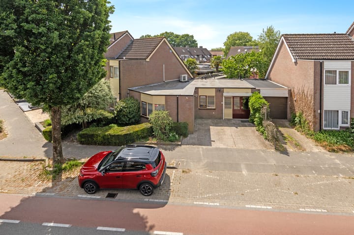 Flintdijk 140 in Roosendaal
