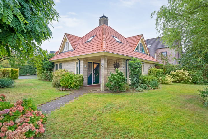 Foto van woning Floralaan 130, Hardenberg
