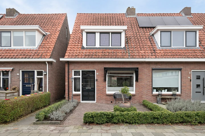 Floresstraat 19 in Meppel