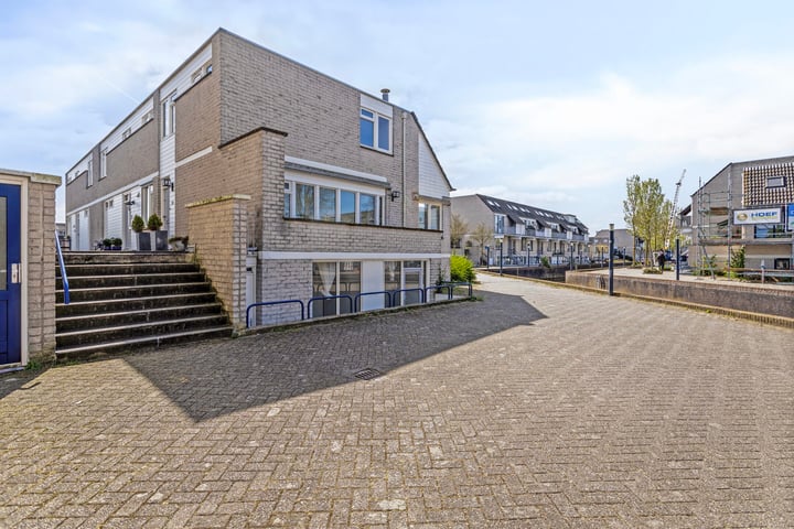 Floris Burgwal 128 in Capelle aan den IJssel