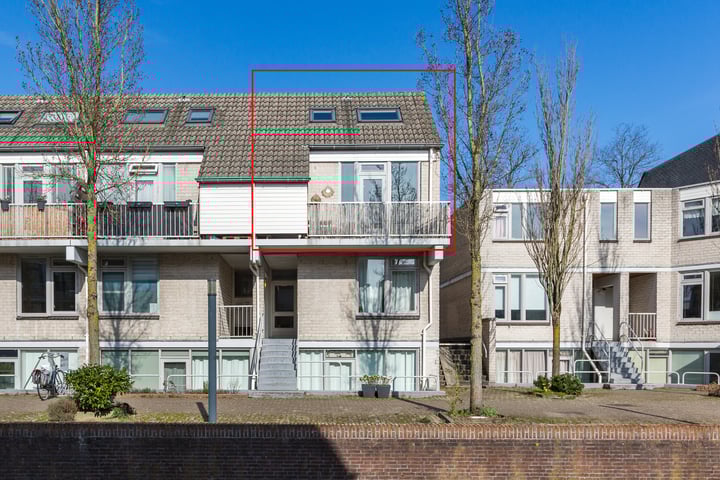 Photo of property Floris Burgwal 25, Capelle aan den IJssel