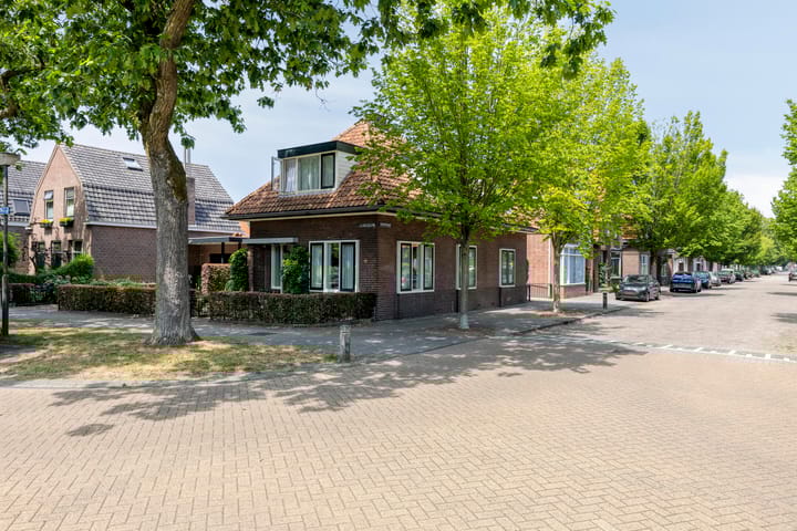 Foto van woning Floris V-laan 27, Waalwijk