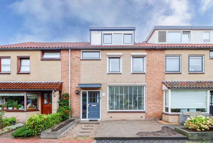 Floris van Dijckstraat 6 in Bunschoten-Spakenburg