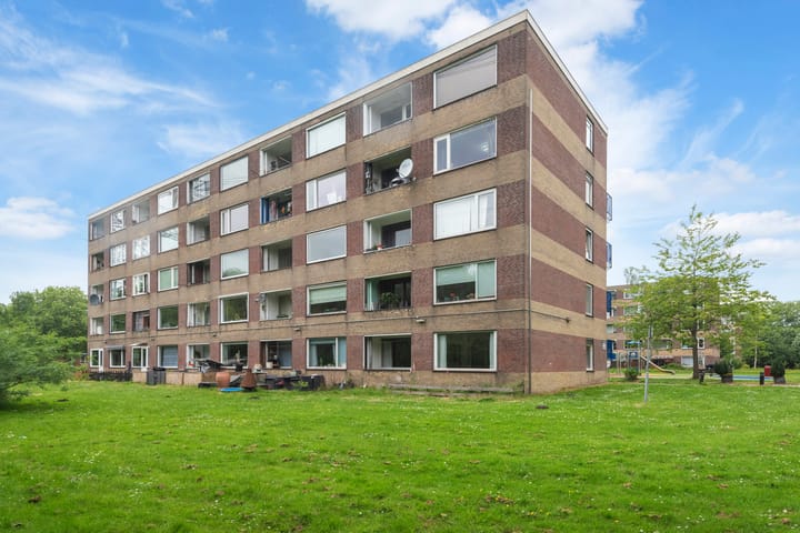 Fluitekruidweg 190 in Zaandam Foto