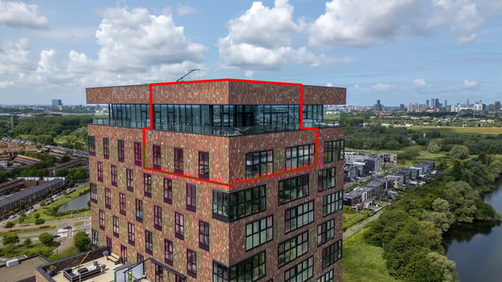 Photo of property Fluitschiplaan 169, 's-Gravenhage