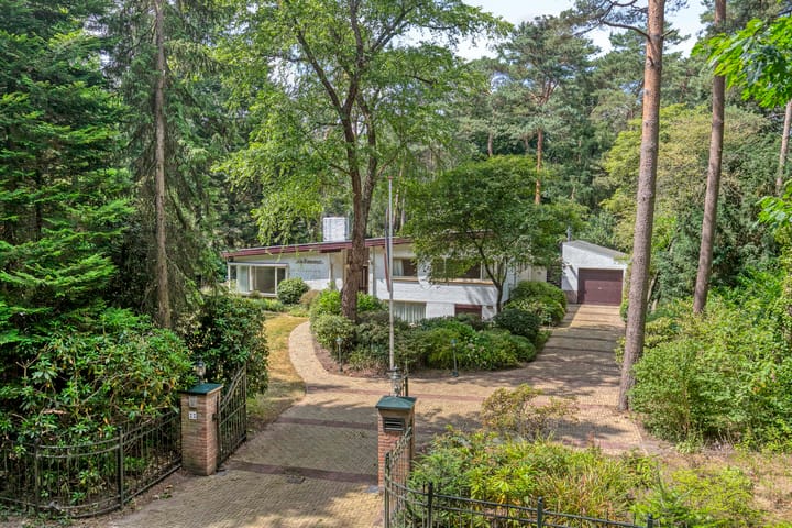 Photo of property Foekenlaan 22, Soest