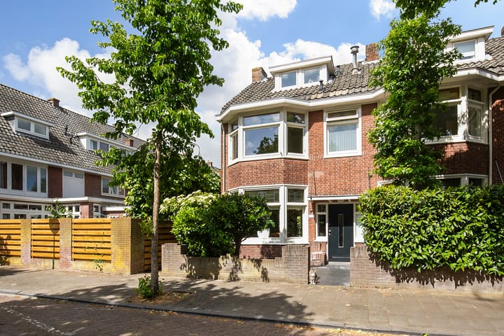 Fontein Verschuirstraat 20 in Alkmaar