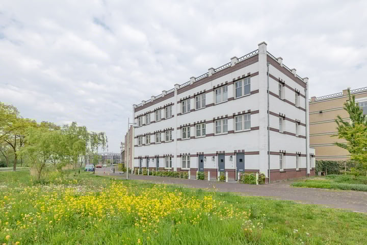 Fort Heemstedestraat 1b in Weesp