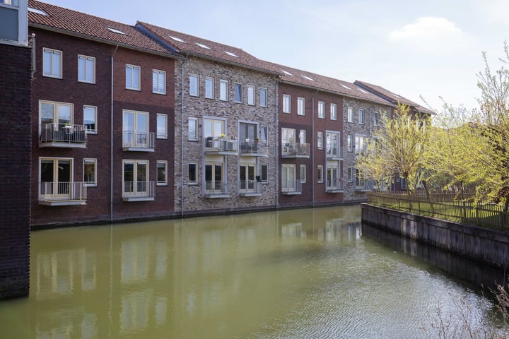 Photo of property Fossa Italica 121, Houten