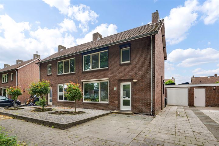 Franciscanessenstraat 11 in Nederweert