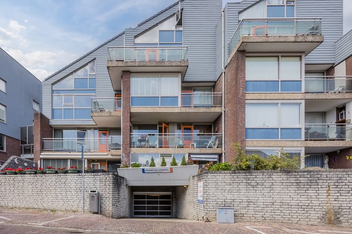 Photo of property Franciscusberg 58, Bergen op Zoom