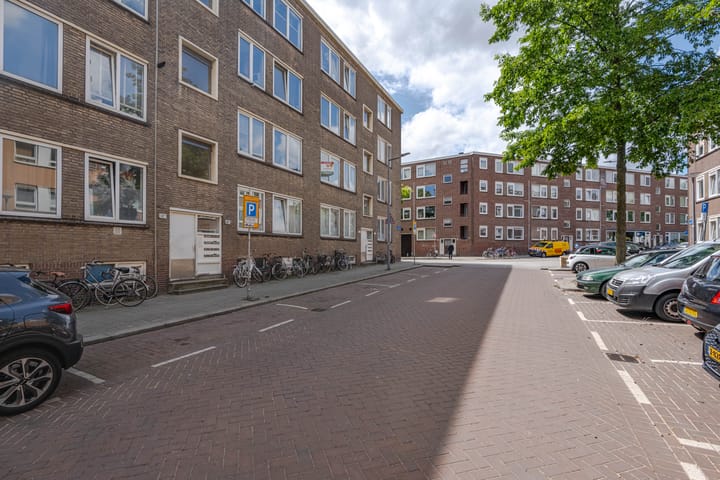 Frans Bekkerstraat 102B in Rotterdam