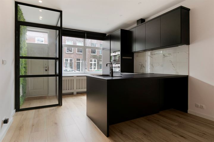 Frans Bekkerstraat 5B in Rotterdam