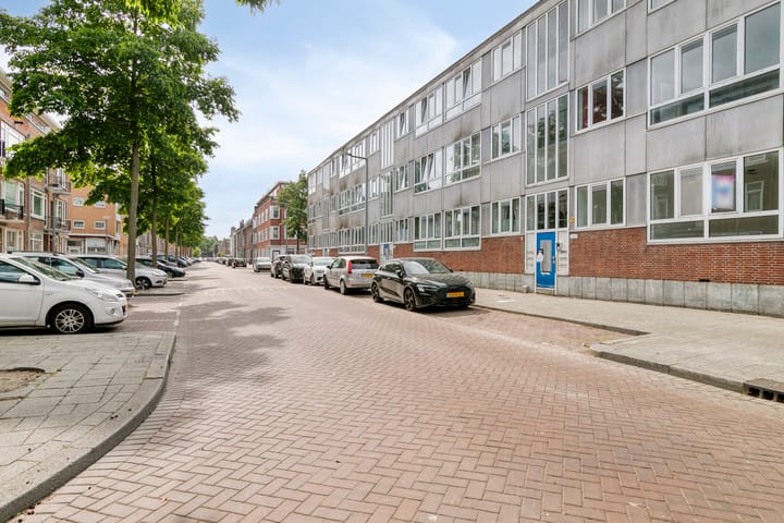 Frans Bekkerstraat 74D in Rotterdam
