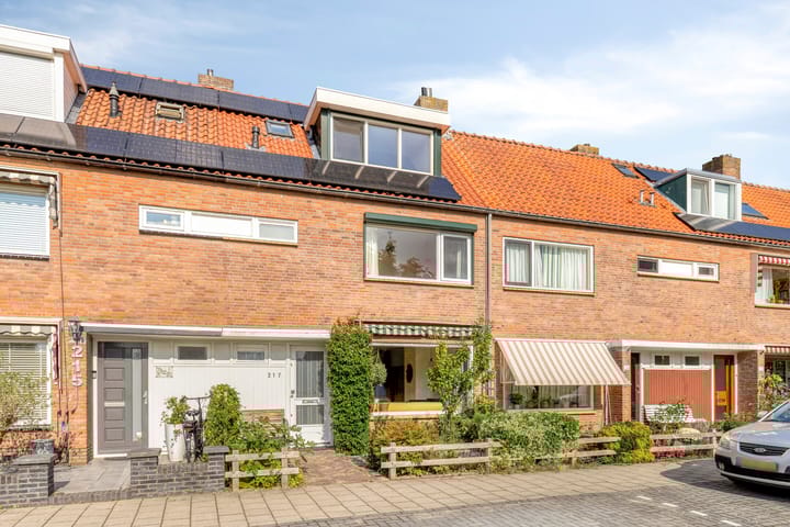 Frans Halsplantsoen 217 in Voorschoten