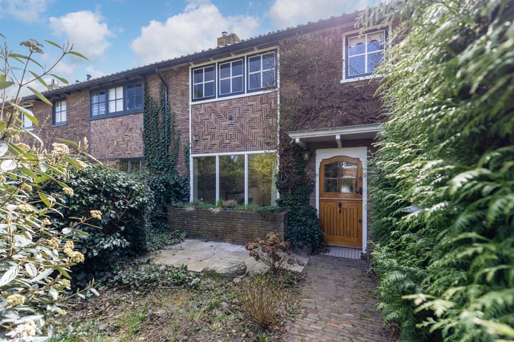 Photo of property Frans Langeveldlaan 60, Laren