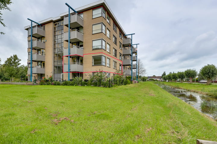 Photo of property Frans Walkatehof 30, Kampen