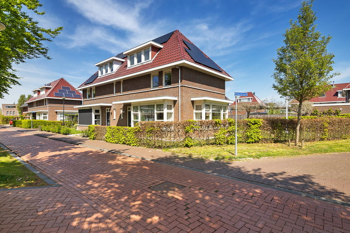 Frederik Hendriklaan 37 in Heerenveen