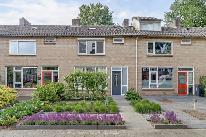 Frederik van Eedenlaan 6 in Bladel