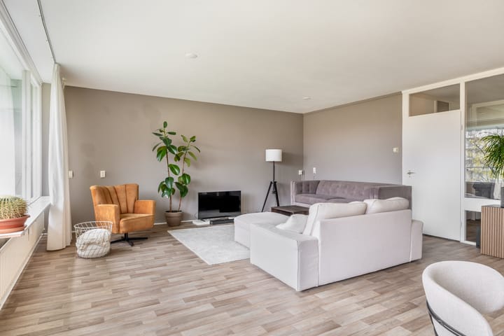 Frederik van Eedenplaats 83 in Capelle aan den IJssel