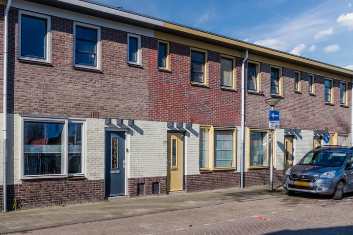 Frederik van Eedenstraat 19 in Tilburg