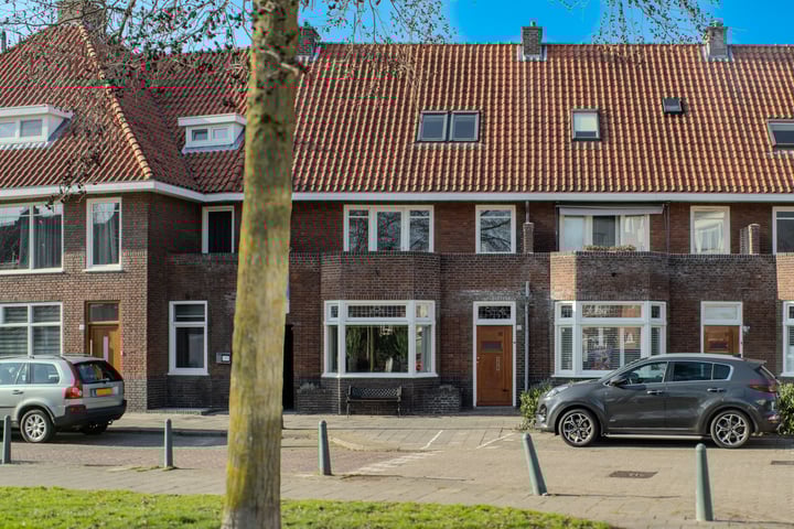 Photo of property Frederika van Pruisenweg 12, Eindhoven