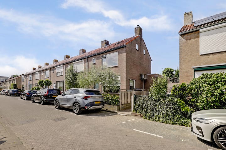 Photo of property Fregatstraat 14, Nieuw-Lekkerland