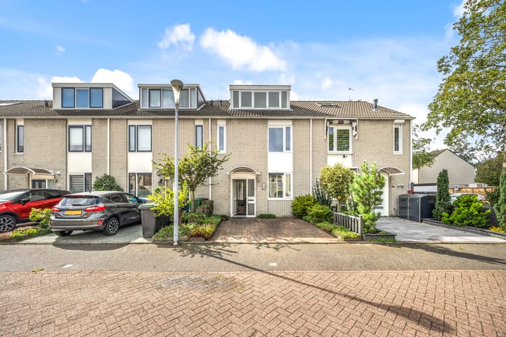Frits Slompstraat 49 in Leidschendam