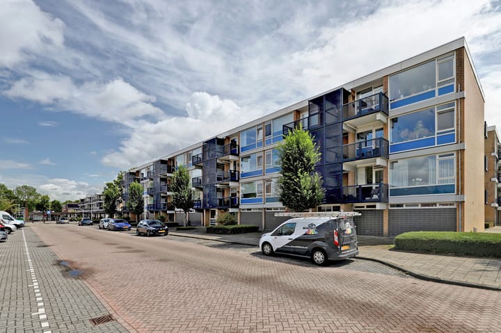 Photo of property Frits Vogelstraat 56, Zwijndrecht