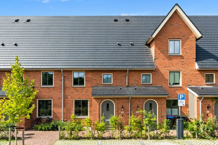 Photo of property Frogersingel 10, Delft