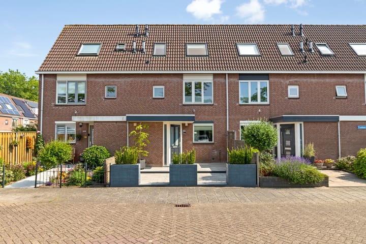 Photo of property Fuutlaan 30, Capelle aan den IJssel