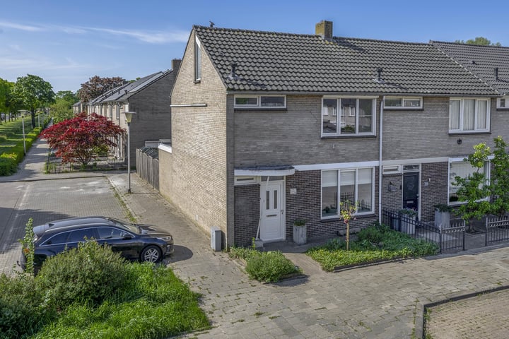 Fuutstraat 12 in Helmond