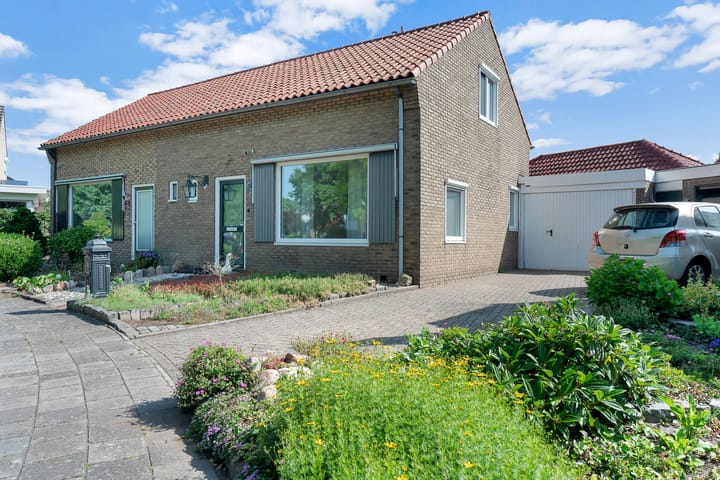 G J Piksenstraat 27 in Nijverdal