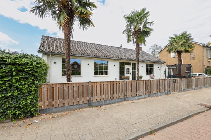 G J van den Boogerdweg 8 in Brielle