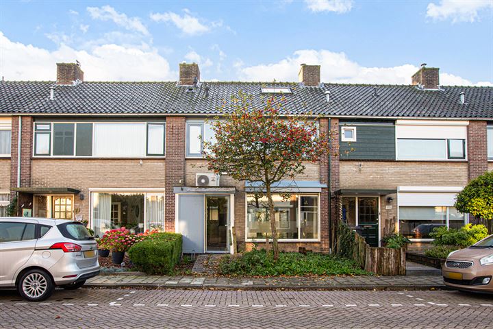 G van der Valk Boumanstraat 21 in Linschoten