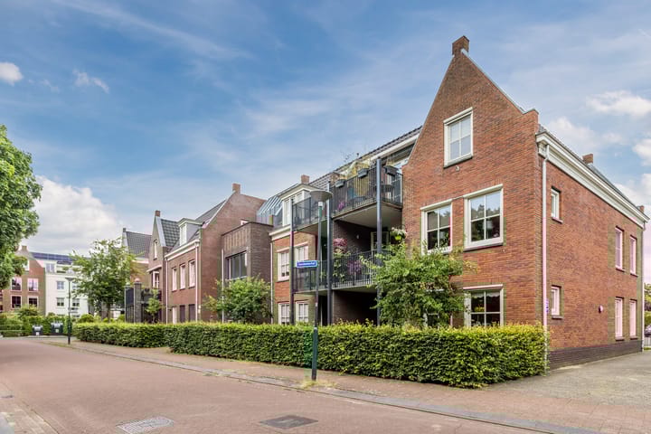 Photo of property Gaesbeekerhof 107, Soest