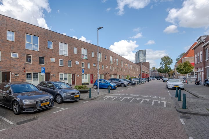Gaesbeekstraat 83 in Rotterdam Foto