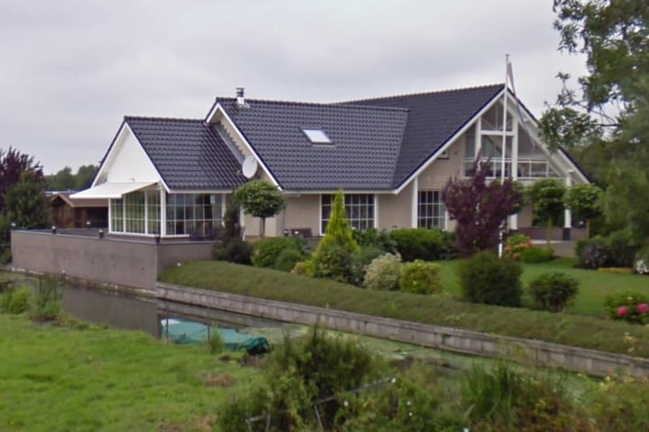 Photo of property Galgekade 12, Roelofarendsveen