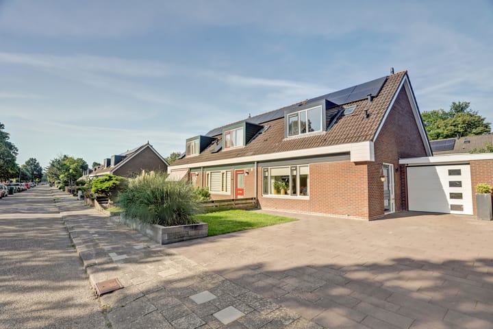 Photo of property Galjoenweg 46, Harlingen