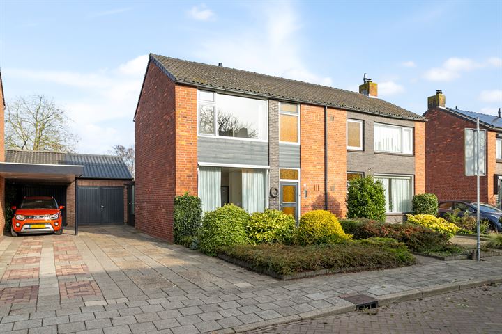 Gareelstraat 5 in Ulvenhout photo