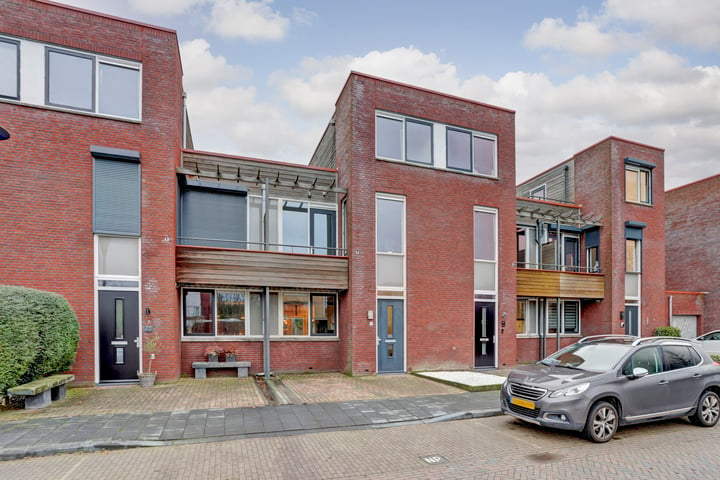 Garenboom 47 in Almelo